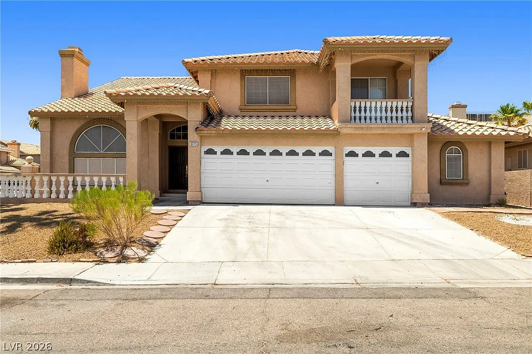 5 bed, 3.5 bath, 3941 sqft, $3,750 — Photo 1