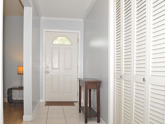 4th image of 4953 Philrose Dr