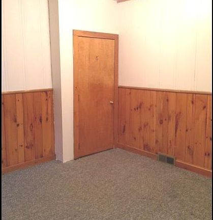 Living Room & Closet