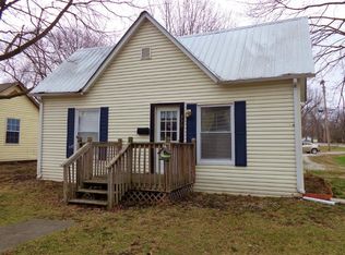 330 S Barr St, Centralia, MO 65240
