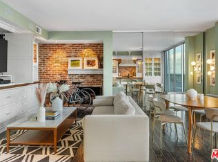 17366 W Sunset Blvd APT 102, Pacific Palisades, CA 90272