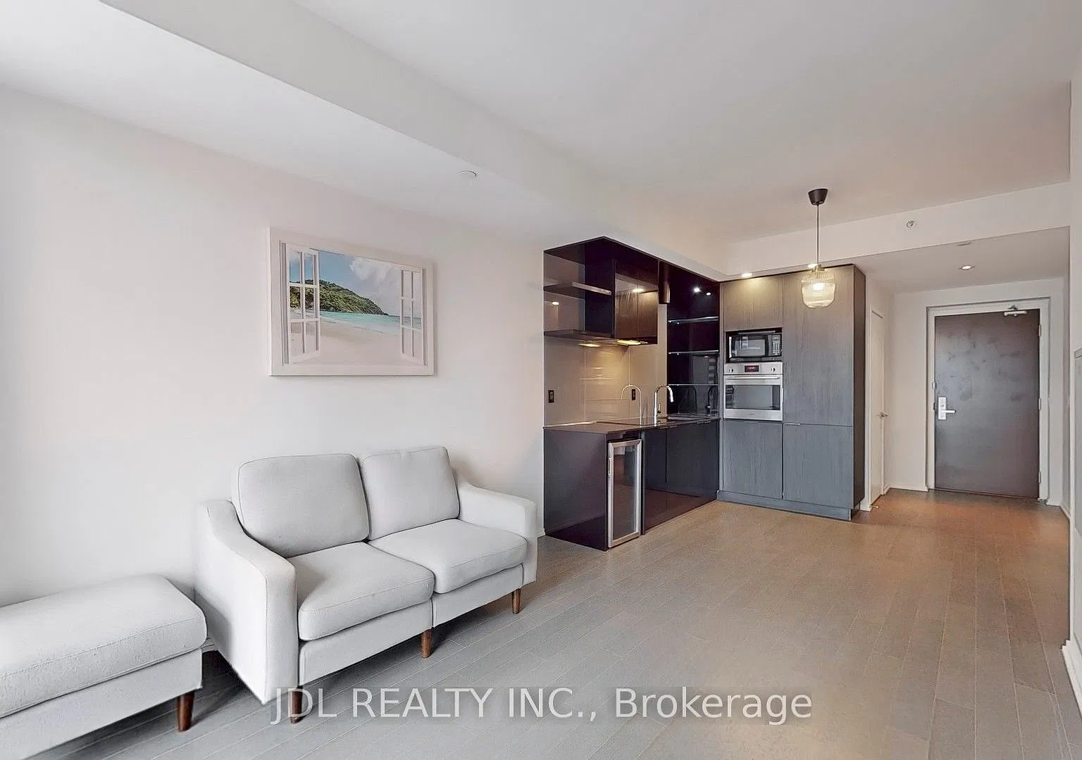 2 bed, $2,500 — Photo 3