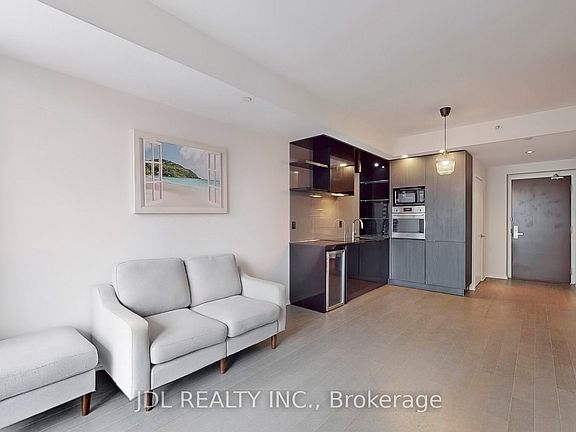 3rd image of 70 Temperance St #4108