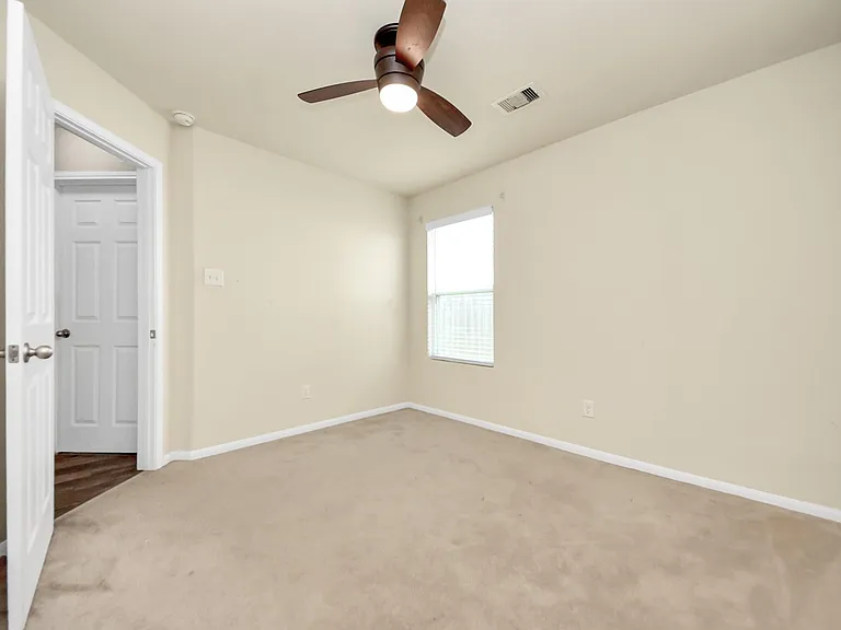 3226 View Valley Trl — Photo 23