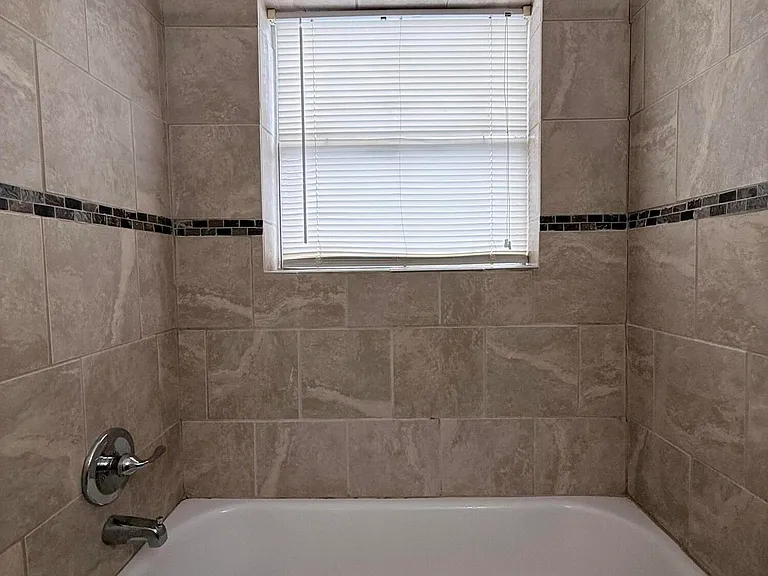 1440 Parkway Dr #8A — Photo 23