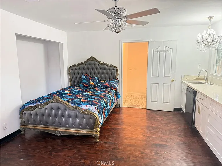 251 E Colorado Blvd #251 — Photo 3