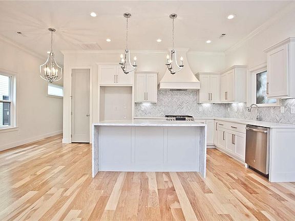 3rd image of 413 S West Ave