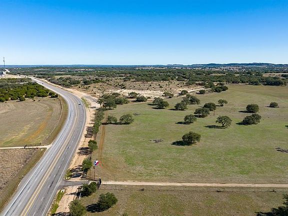 3rd image of 5541 W Us Highway 290