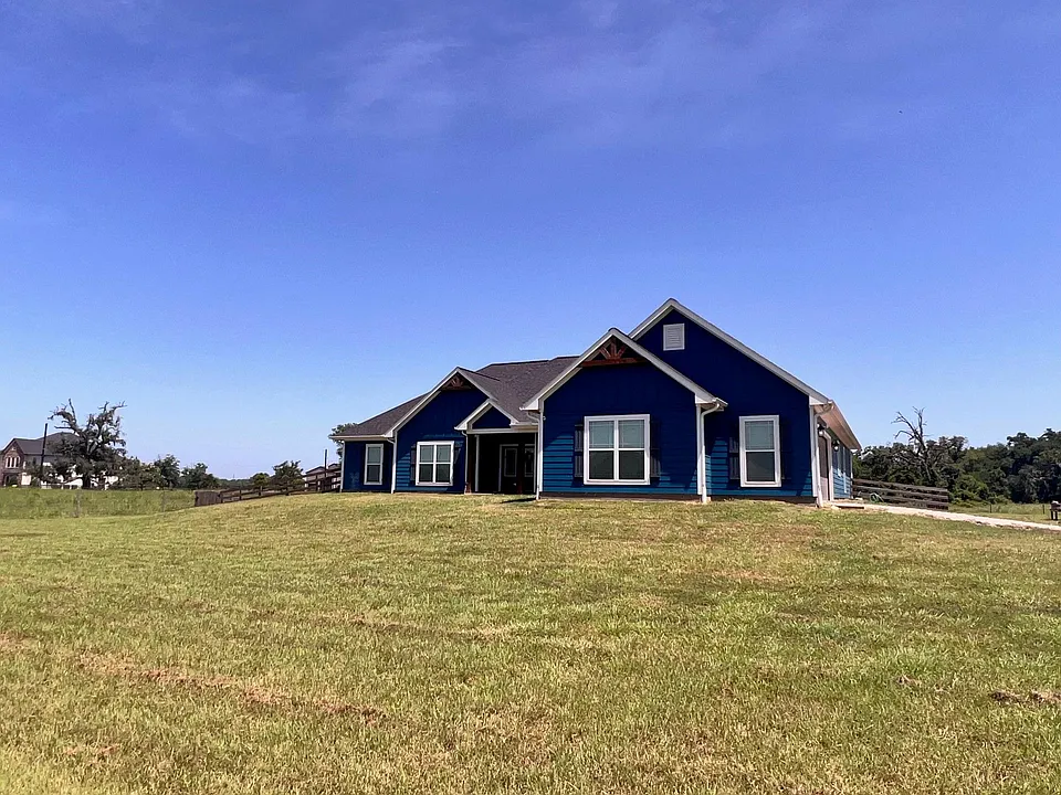 2502 Majestic Oaks Ct