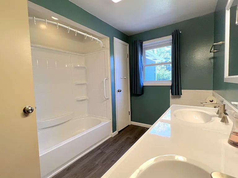4112 South Dr — Photo 14