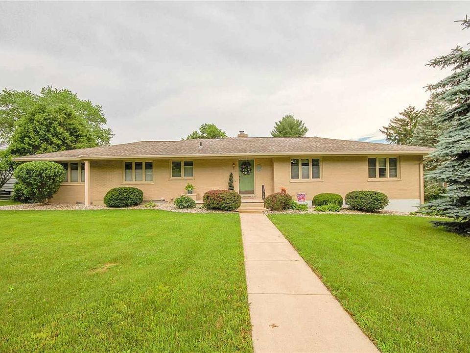 2290 Maple Dr, Jackson, MI 49203 Zillow