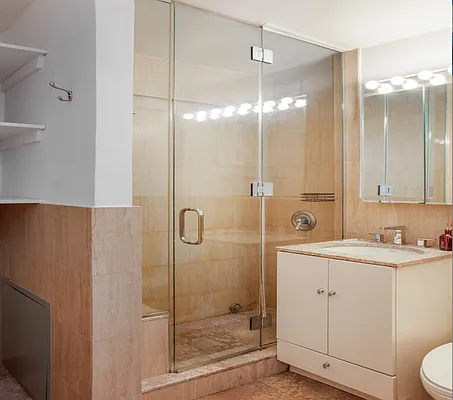 Rented by Compass | media 12