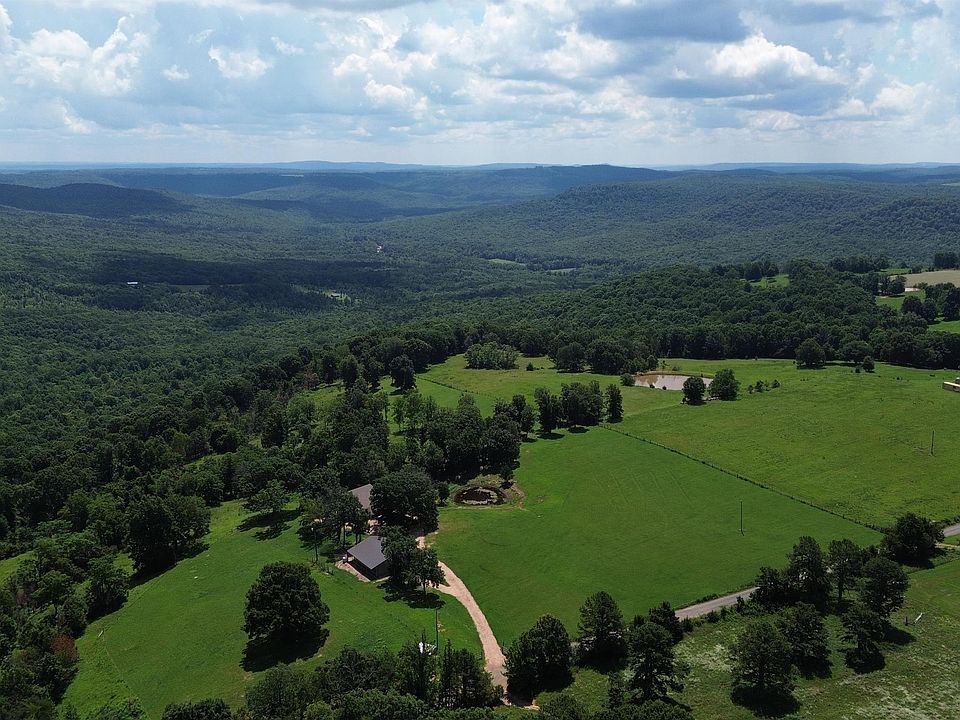 1st image of 918 Bowith Hollow Rd
