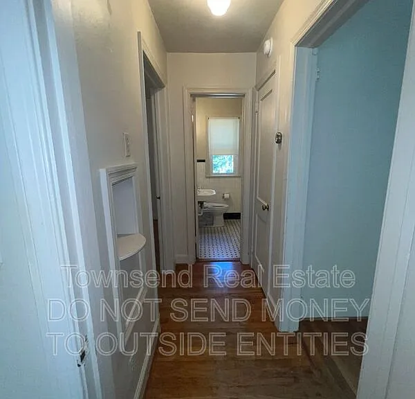 507 Martine Rd #3 — Photo 6
