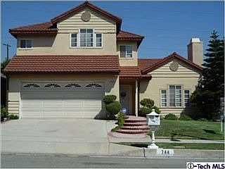 1st image of 744 Canyon Wash Dr
