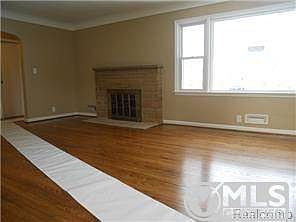 3rd image of 13715 Catalpa St