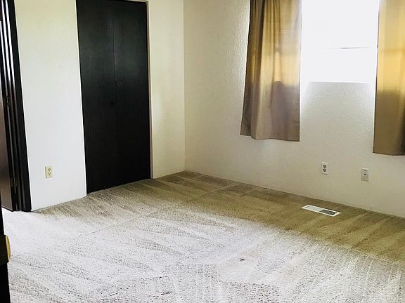 5th image of 10 N McKinley St
