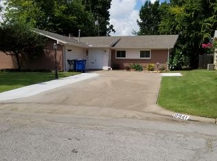 8941 E 33rd Pl, Tulsa, OK 74145