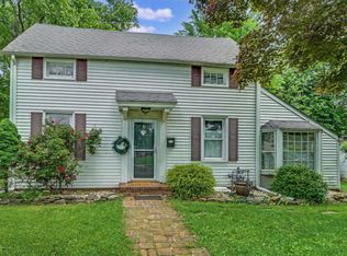 39 Lincoln Pl, Freehold, NJ 07728