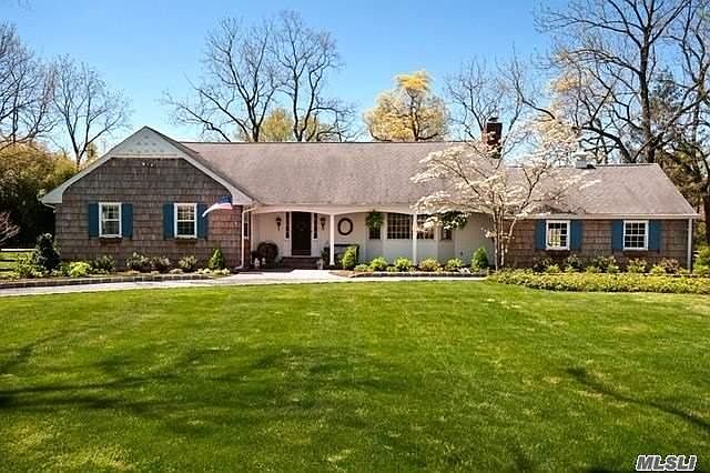 1st image of 15 Meadow Ln