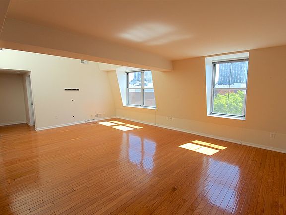 5th image of 149 Essex St APT 6D