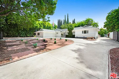 11406 Ruggiero Ave Photo 1