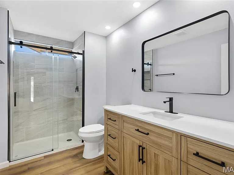 606 Rue Montand Dr — Photo 10