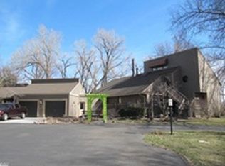 2525 Lundman Dr, Hutchinson, KS 67502