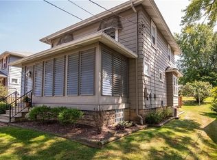 93 Baker Ave, Hermitage, PA 16148
