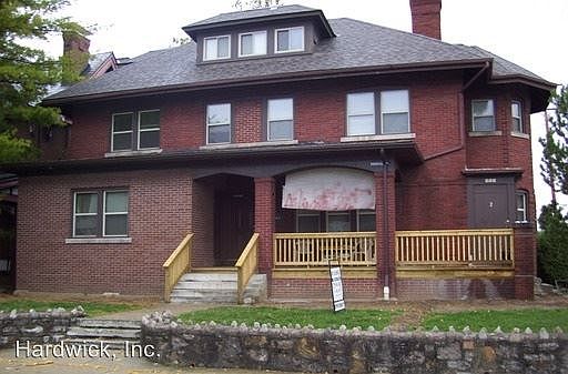 2nd image of 400 Kendall Pl APT 5