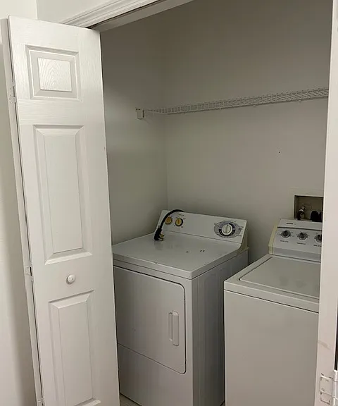 947 Spring Park Loop #B — Photo 29