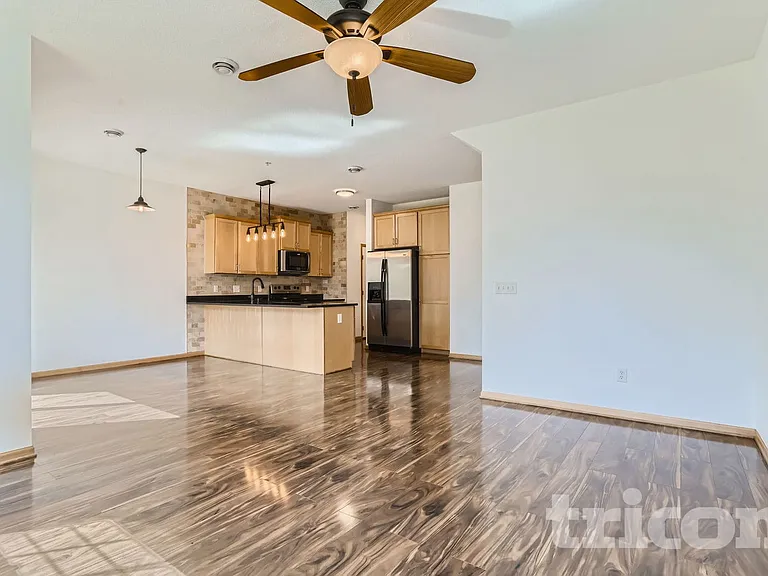 15311 Louisiana Ave — Photo 5