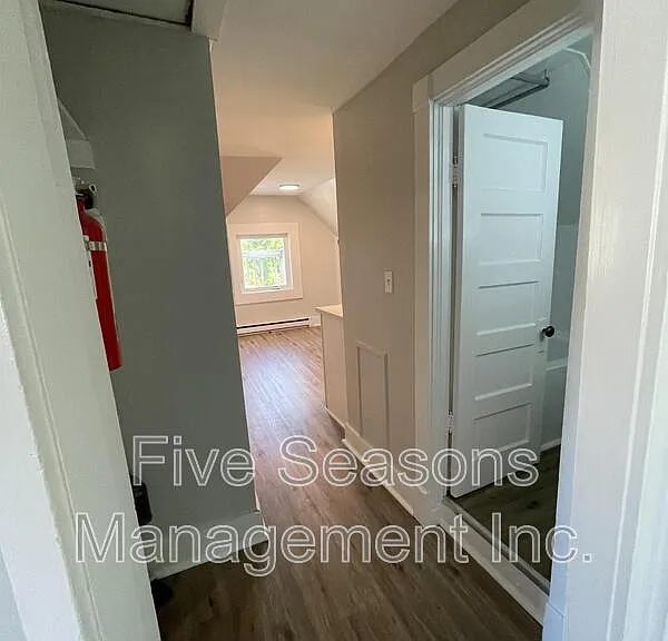 19 Fletcher Pl #3 — Photo 18