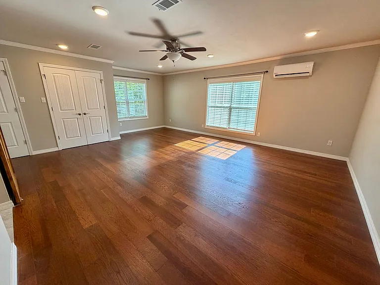 2120 Garner Ln — Photo 14