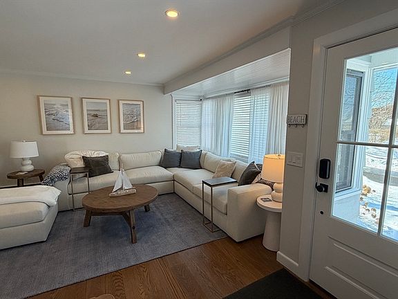 4th image of 20 Smith Rd