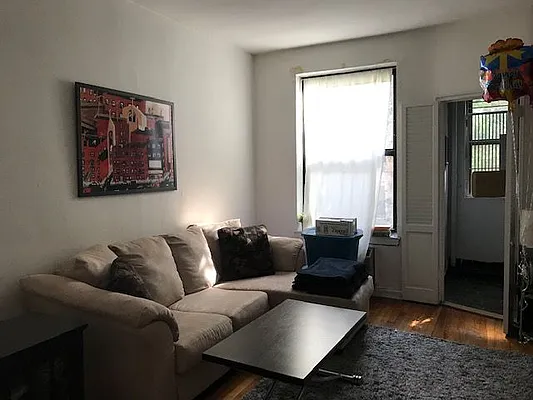 Rented by Eric Goodman Realty Corp | media 11