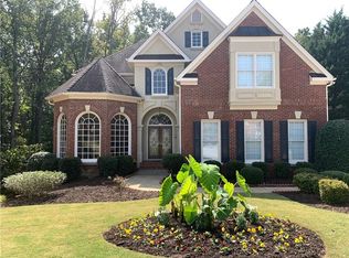 4002 Defender Dr NE, Roswell, GA