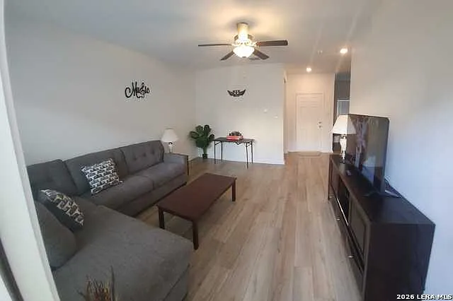 10829 Emerick St — Photo 3