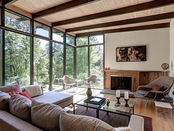 family room.
