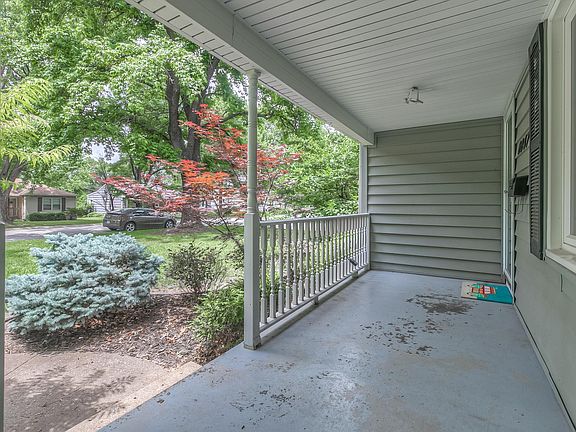 2nd image of 6047 Juniper Dr