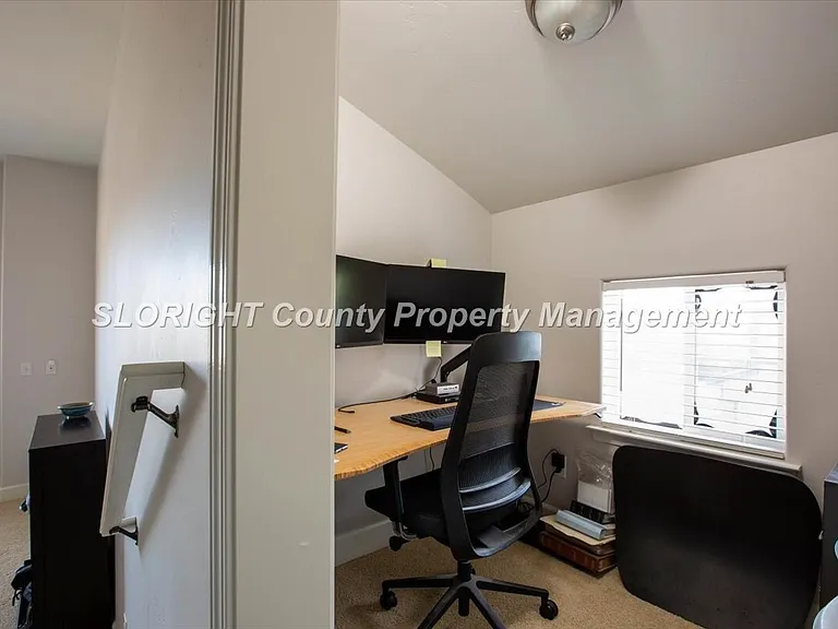1149 Stonecrest Dr — Photo 17