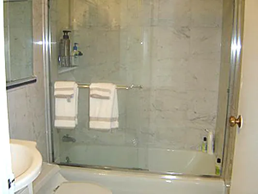 Rented by Corcoran | media 23