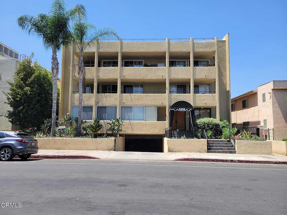 1st image of 5339 Newcastle Ave Unit 303