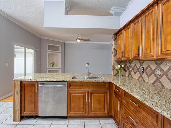 5th image of 13218 Royal George Ave