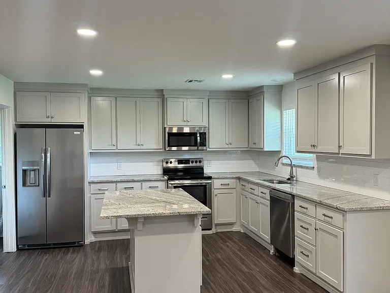 5709 Melton Dr — Photo 10