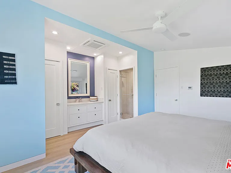 6817 Seawatch Ln — Photo 29