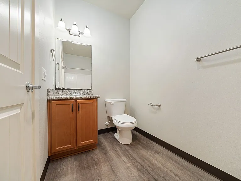 Webster Ridge Apartments — Photo 16