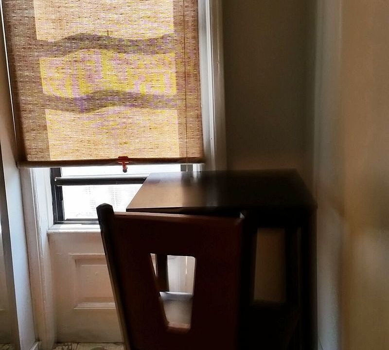 2nd image of 288 Decatur St APT 2