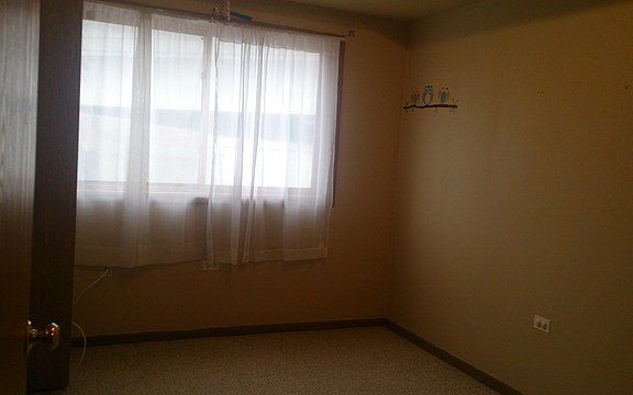 5th image of 2233 S Canal St Unit 1G