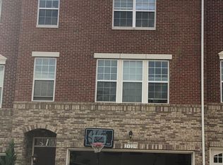 23229 Tradewind Dr, Ashburn, VA 20148